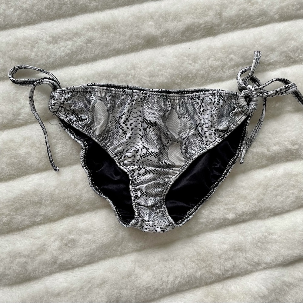 Cabana beach Python bikini bottom